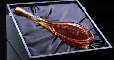 Dünyanın en pahalı şarabı Royal Tokaji 2008 Essencia