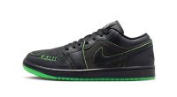 Air Jordan 1 Low Halloween yandan görünüm