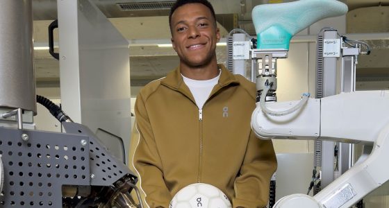 Kylian Mbappé On Labs laboratuvarında