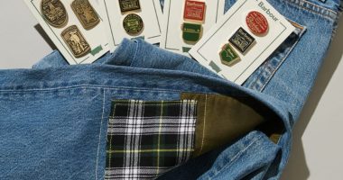 Levi's Barbour Re-Loved 501 pantolon ve rozet seti bir arada
