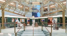 Tren formunda kurgulanan Louis Vuitton pop-up