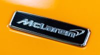 McLaren P34 süper otomobilin görünümü