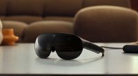 Meta Connect 2026’da tanıtılan Meta VR Glasses masanın üzerinde