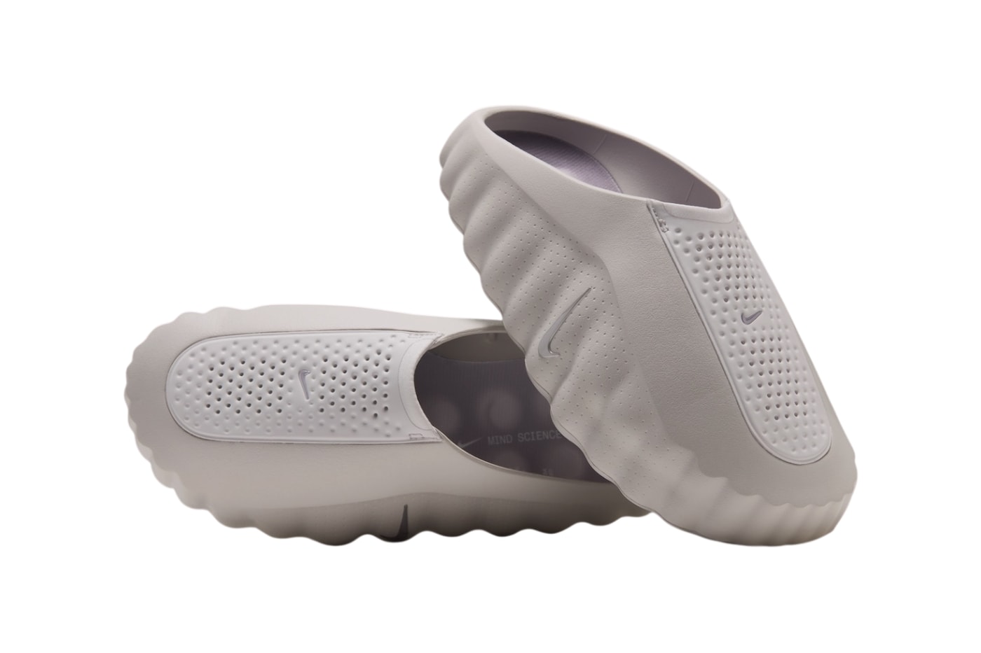 Nike Mind 001 Purple Smoke çifti yandan ve üstten