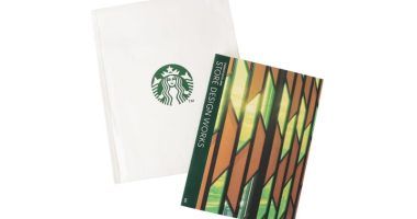 Starbucks Japonya mağaza tasarımı kitabı ve bardak biçimli kraft zarfı
