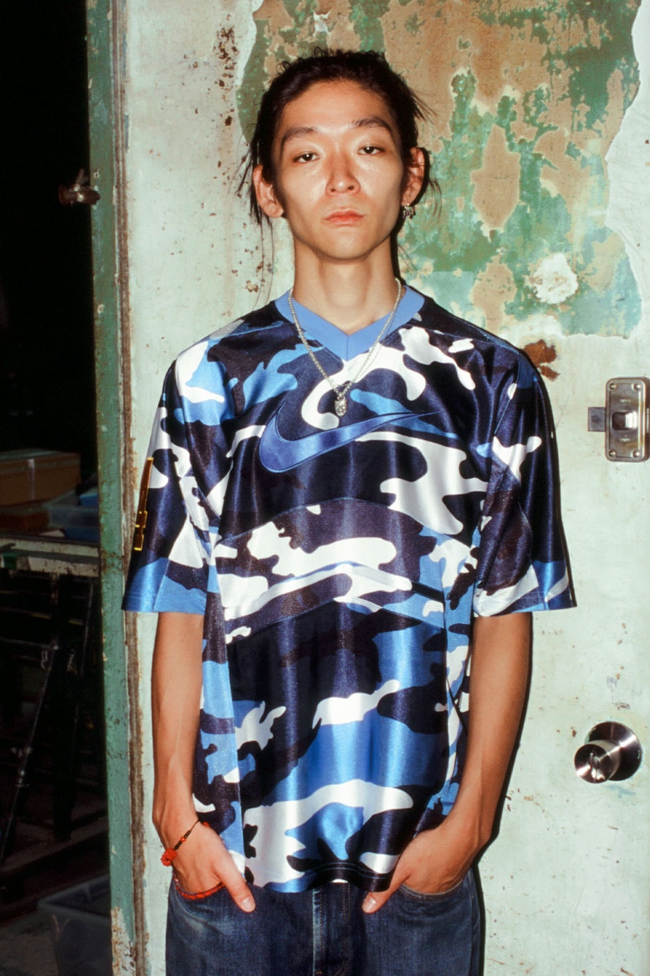 Supreme Nike mavi kamuflaj forma önden