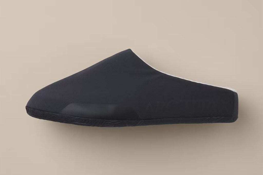 Arc'teryx Postour Boot siyah iç terliği yandan