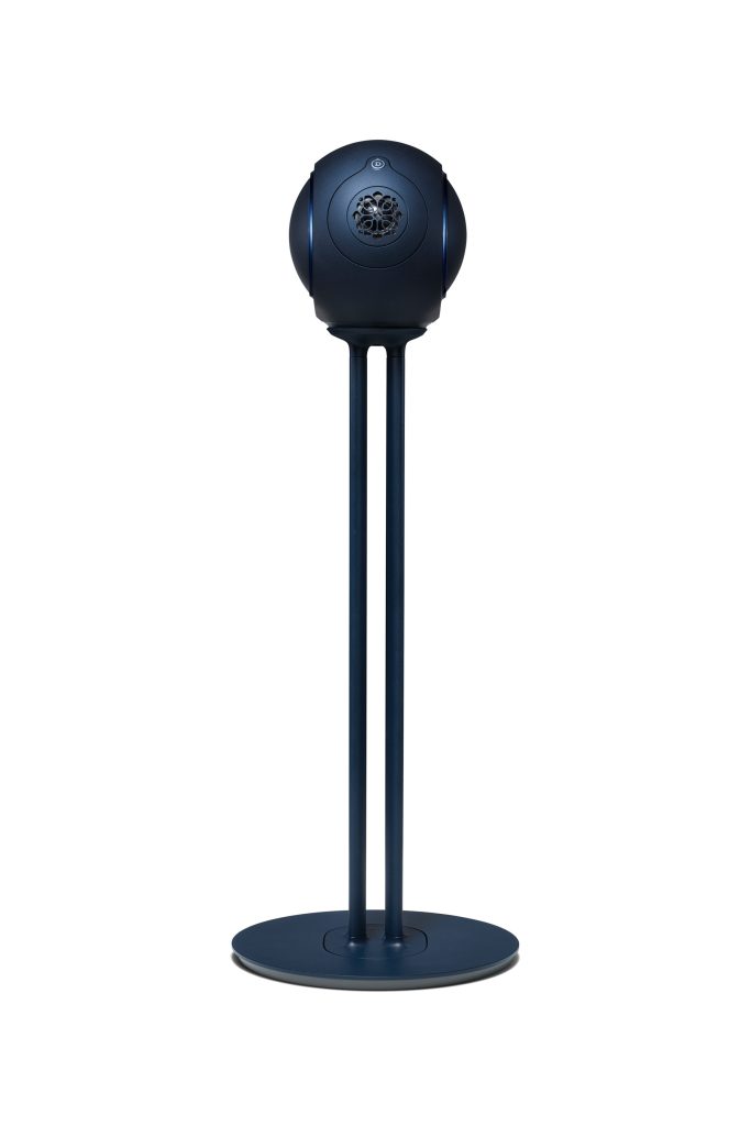 Pulse Blue Tree standının yandan görünümü