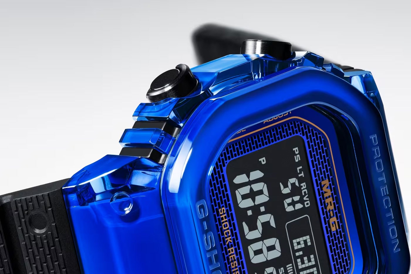 G-Shock MRG-D5000 yakın plan