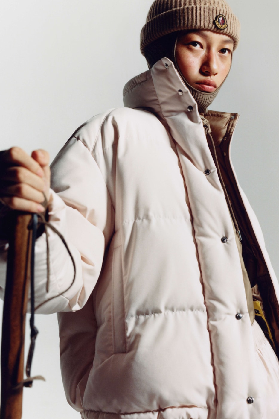 Moncler Re/Icons 2026 krem puf mont