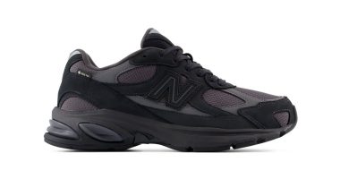 New Balance 2010 Field Green GORE-TEX modelinin yandan görünümü