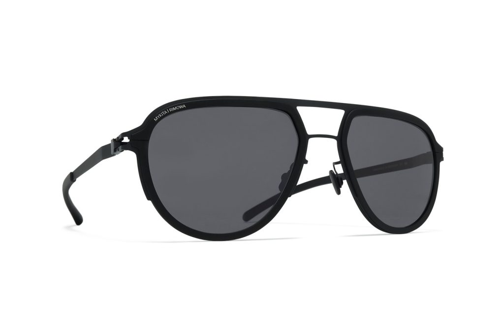 MR006 Black aviator yandan