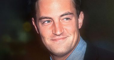 Matthew Perry belgeseli: genç Matthew Perry gülümserken