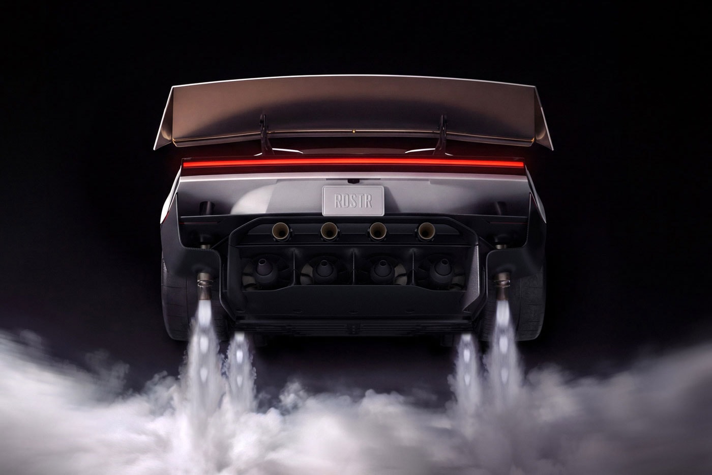 Uçan Tesla Roadster arkadan, iticilerden çıkan sis